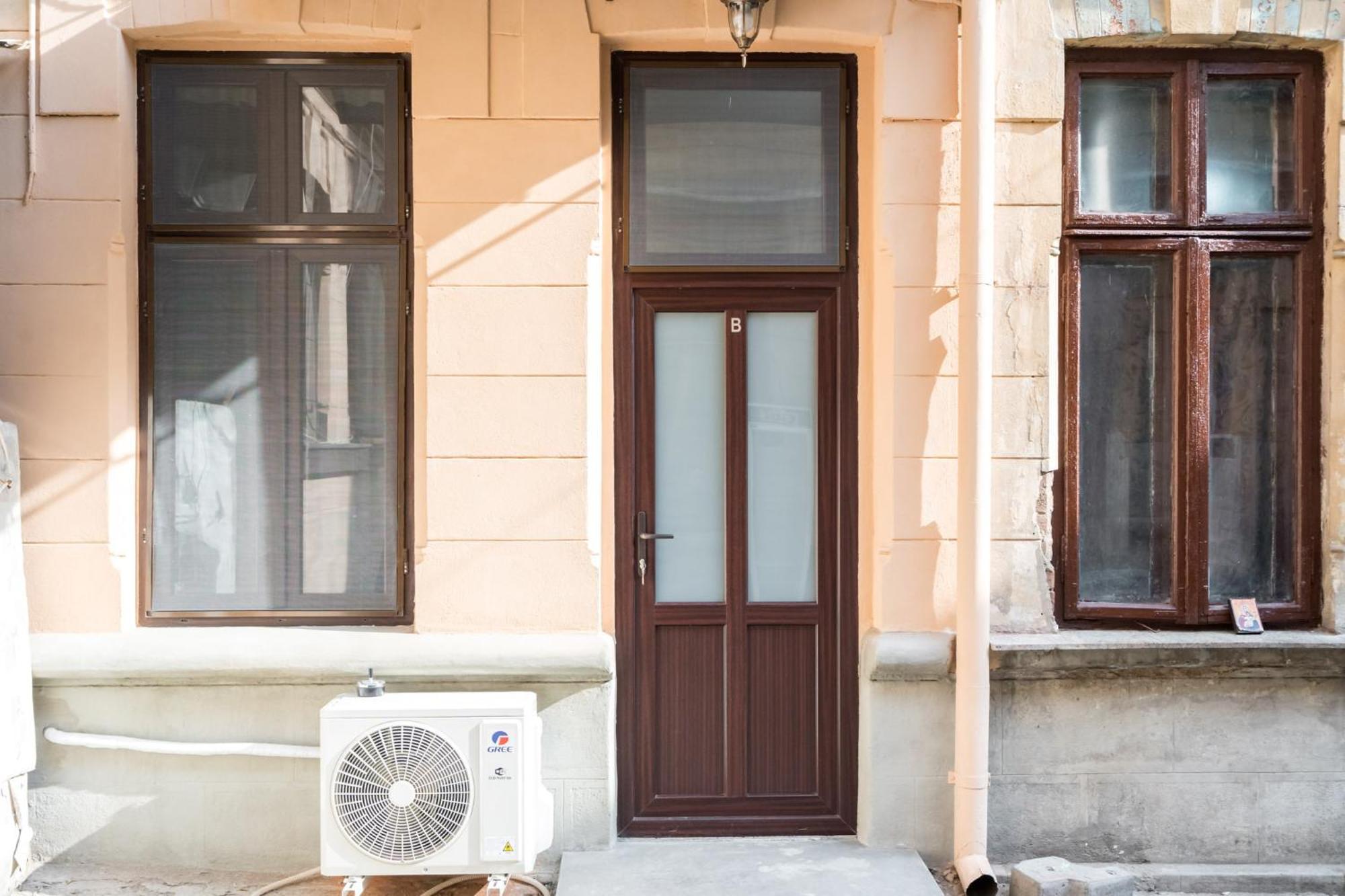 Urban Walls Apartments 5B Bükreş Dış mekan fotoğraf